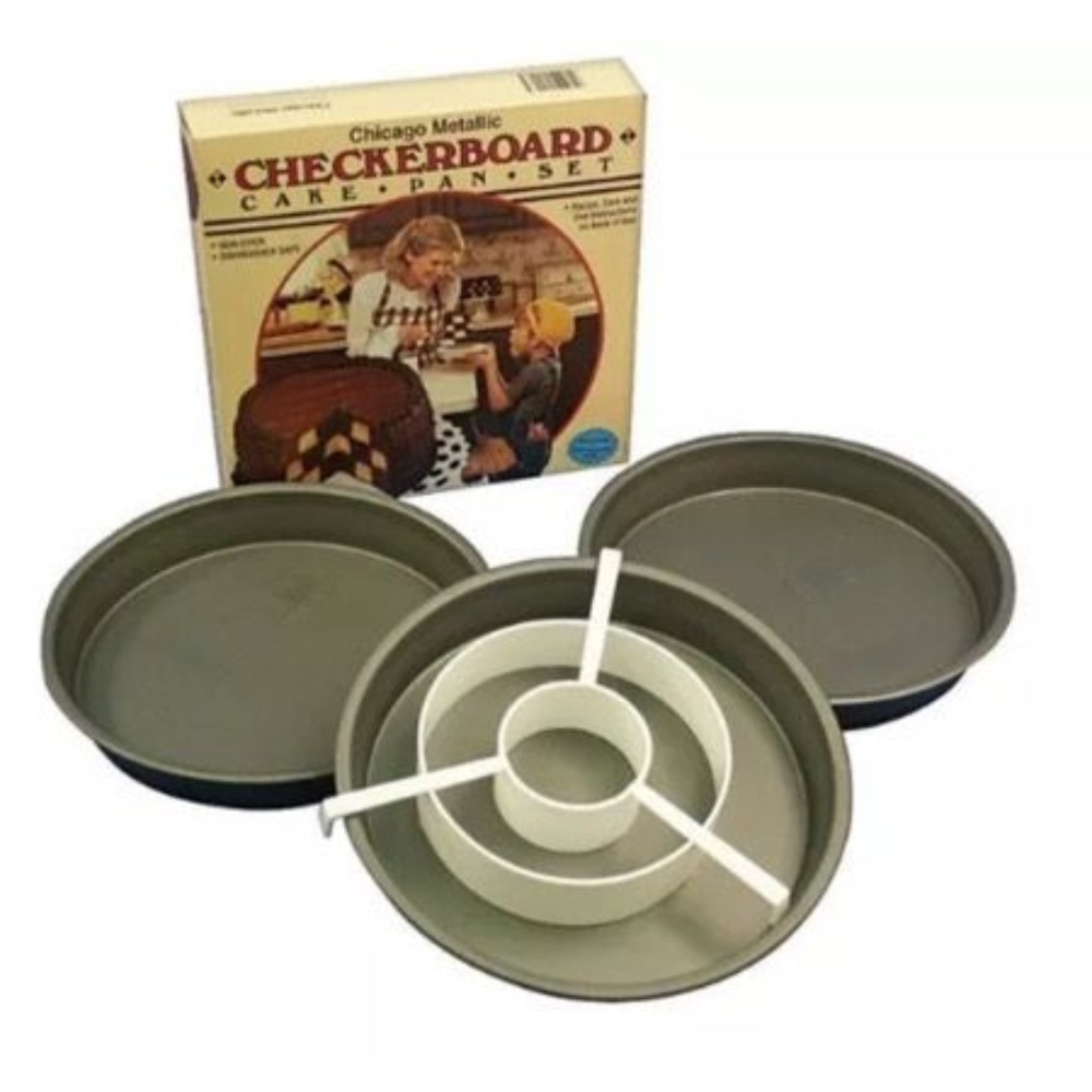 Checkerboard Cake Pan Set Chicago Metallic NIB